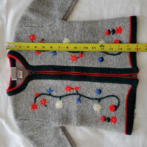 Traditional German Cardigan - Picture 9 of 9